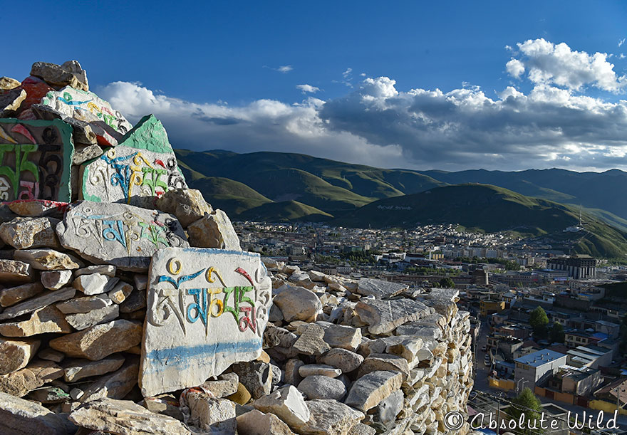 Yushu-Xinzhai-Kanah-Stone-Pile？.jpg